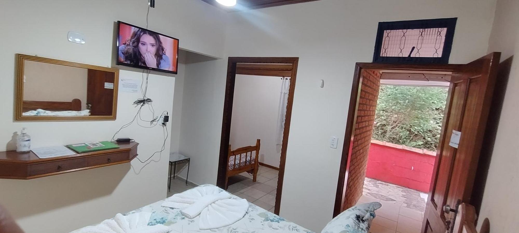 Hospedagem Vila Rica - 500M Do Centro De Cunha Sp Экстерьер фото